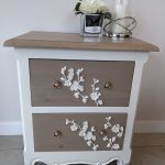 Side table with Fusion Algonquin paint wash, and Fusion Raw Silk paint, with decorative resin flowers in raw silk paint