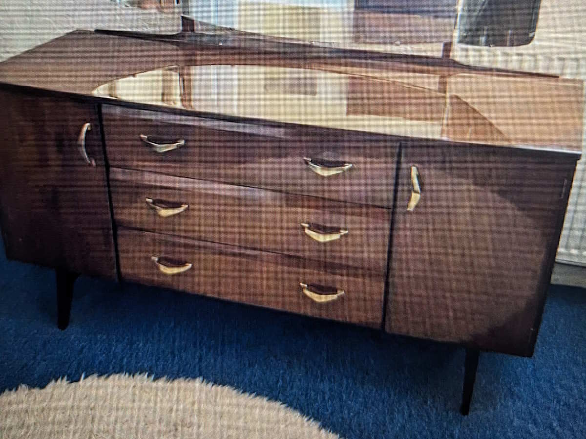 meredew dark wooden sideboard